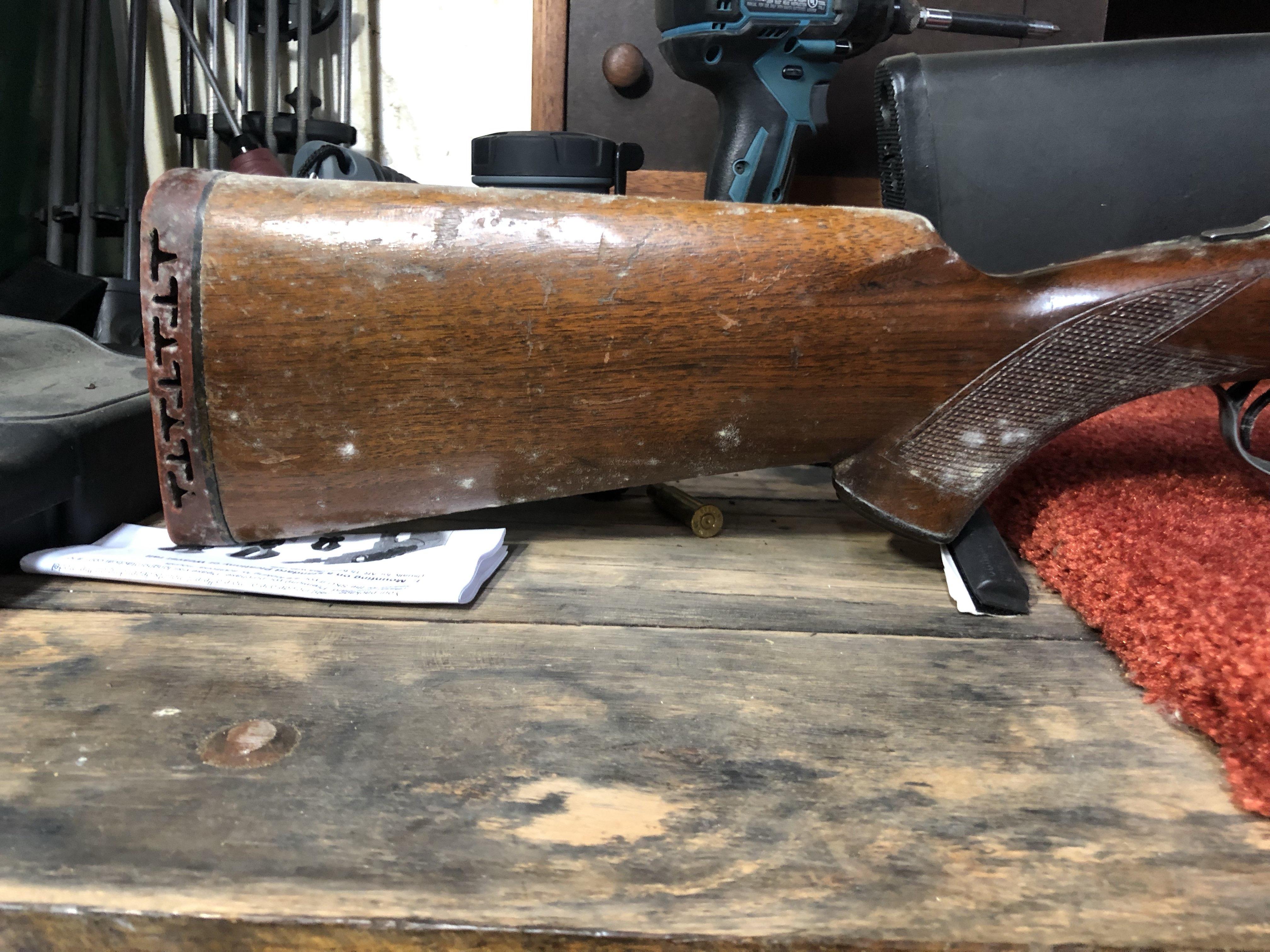 Help me Gunnit! (Mold on my Fathers Guns) : r/guns